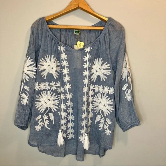 NWT DOLMA Floral Embroidered Blouse Blue with White Embroidery Size Small - Picture 2 of 12